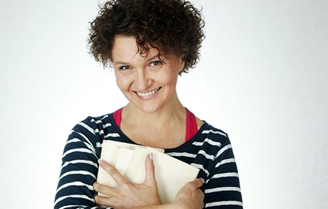 jelica greganović ja sam baba nisam ni baka, ni nana, ni nena, već baba jer babe su zakon laguna knjige